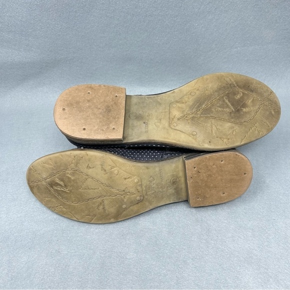 Free People Washed-Denim-Look Perforated Leather Cap Toe Ankle Boot Womens EU 37 - Picture 10 of 12